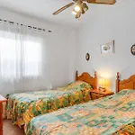דירה Family Friendly Patio And Poolview