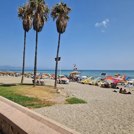 Lejlighed Family Friendly Patio And Poolview *